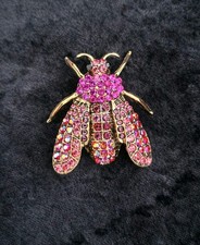 Statement Bee Brooch Pink