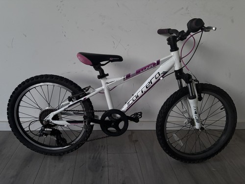 Carrera luna wheel white - 20", /