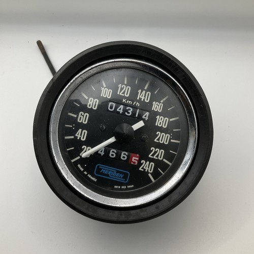 Genuine triumph t140 meriden - genuine,