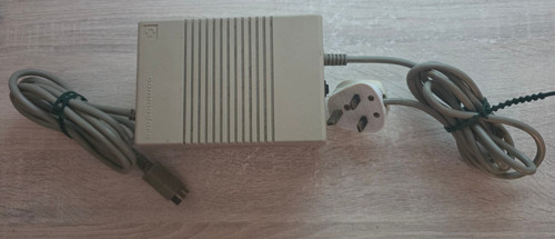 Genuine commodore a500 - genuine,