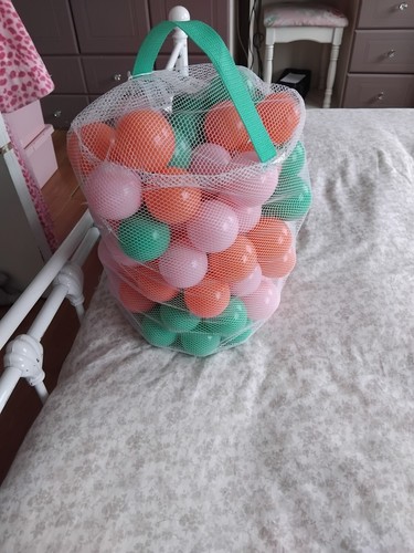 100 play balls for ballpit - balls,