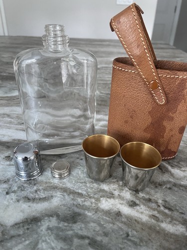 Glass hip flask w - 12,