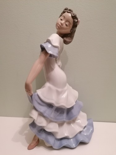 Stunning vintage nao lladro - stunning, by