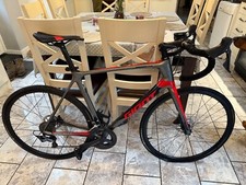 giant carbon road bike large
