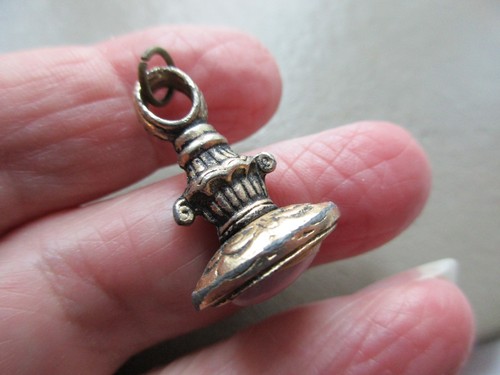 Vintage retro gold tone - vintage,