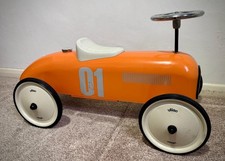 Childs Vintage orange Vilac