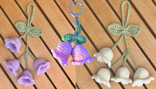 Knitted Flower Keyrings 2 or 4