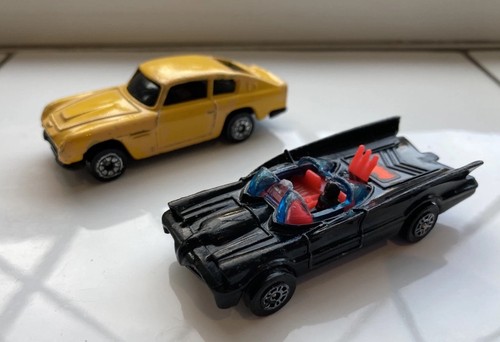 Corgi batmobile car batman - corgi,