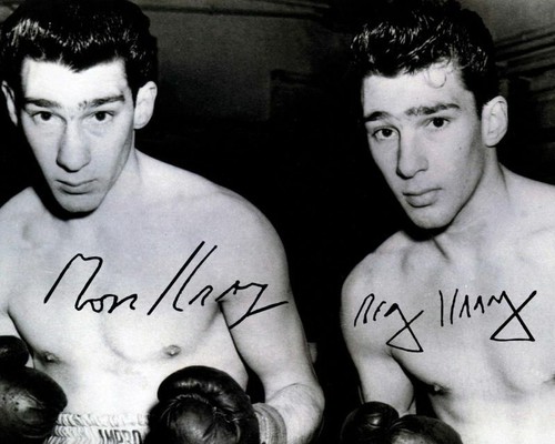 Ronnie reggie kray autograph - &,