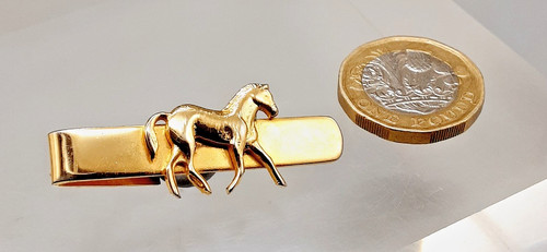 Vintage gold tone horse - horse, /