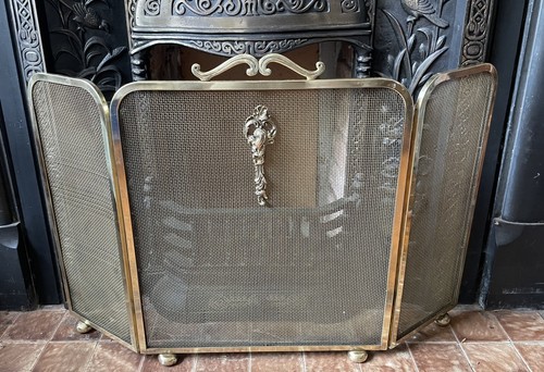 Fabulous 1930 fireguard - fabulous, brass