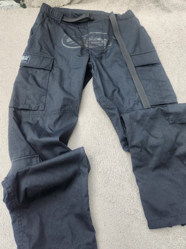Corteiz guerillaz cargo pants - corteiz,