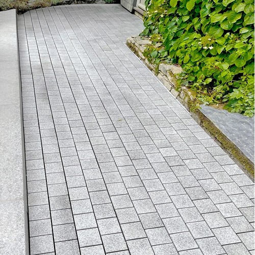 Grey granite cobble setts - cobble,