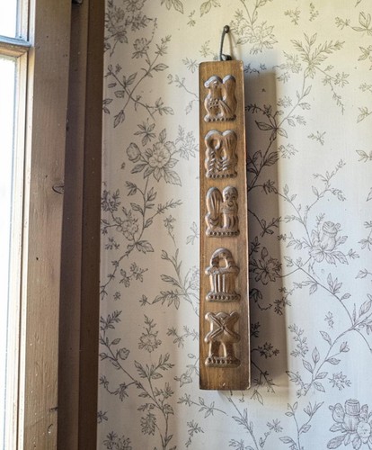 Vintage dutch carved wooden - vintage,