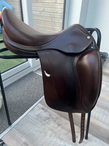Equipe emporio dressage saddle - equipe,