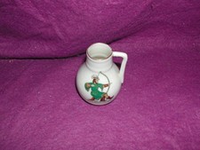 GOSS Crested China DEVON OAK PITCHER. ROBON HOODS LAST SHOT.