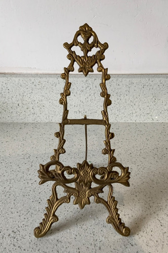 Vintage ornate easel artwork - vintage,