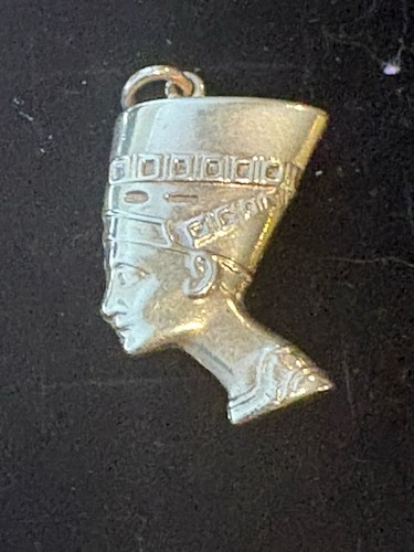 Large carat gold - 9,