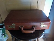 Vintage Chestnut Brown Leather