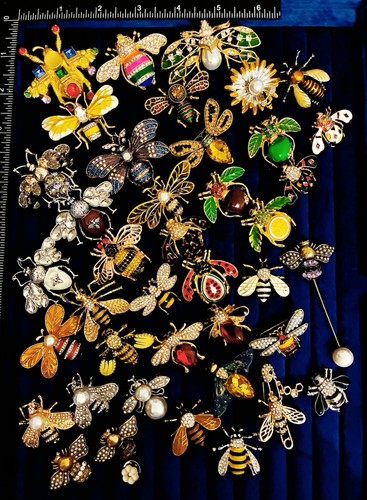 Lot bee brooch - lot, 40