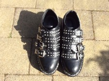   LA MODA - EXTREME STUD BLACK CHUNKY SHOES - UK SIZE 8 METAL, EMO GOTH  