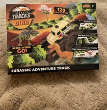 Jurassic Dinosaur Race Track