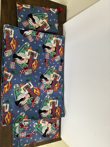 Betty boop collectible table - boop,