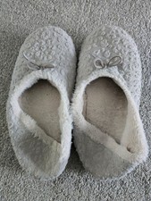 Very well worn ladies