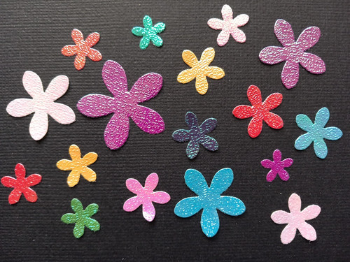 Iridescent paper flower - , die