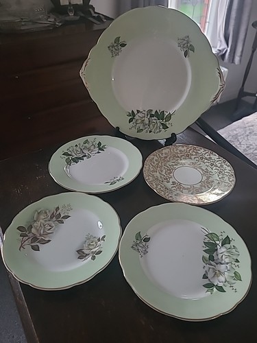 Vintage mismatch cake - cake, plate