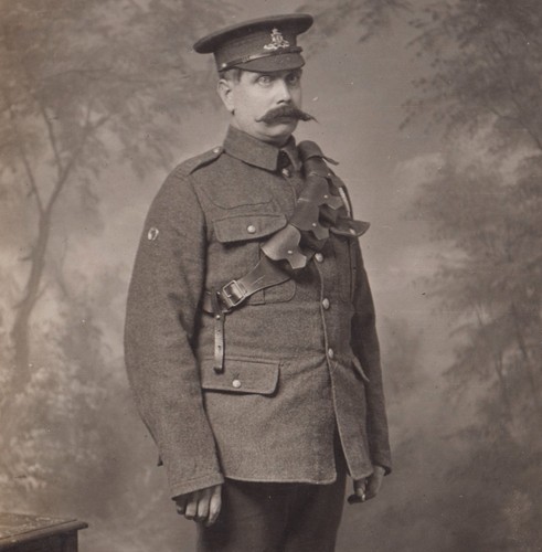 Ww1 royal artillery soldier - royal,