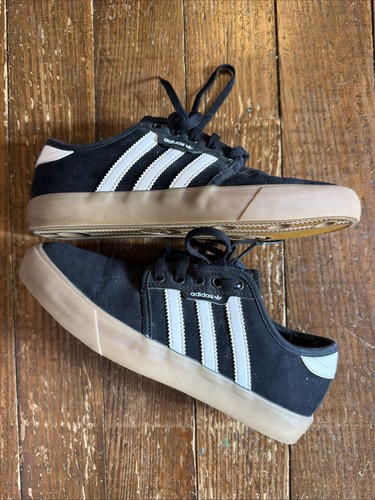 Adidas seeley ee6136 black - adidas, j