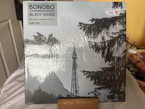 Bonobo black sands 10th - sands,