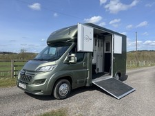 New Build 3.5t Horsebox 12