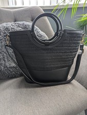 Black Wicker Style Medium