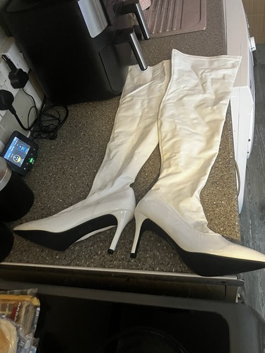 Thigh high boots size 7 - high, uk