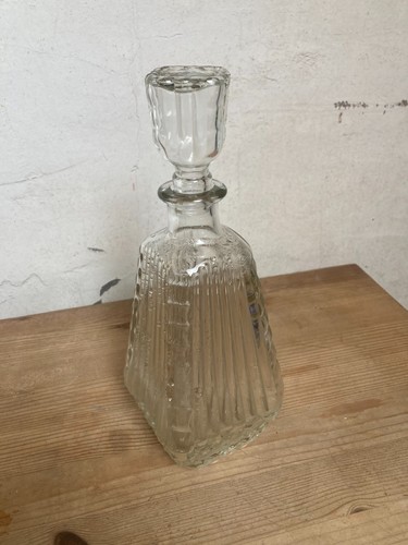 Square glass decanter stopper - square,