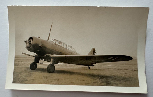 Vintage 1930s w photo - ca,