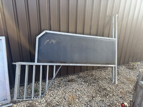 Ton horse stall partitions - horse,