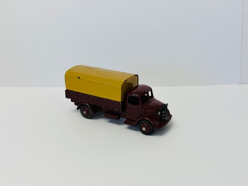 Dinky toys 412 - dinky, lorry