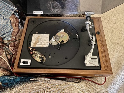 Rotel 1100q turntable - rotel, rp-1100q