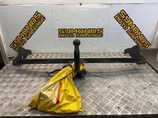 2007 FORD FOCUS ESTATE  TOW BAR WITH MOUNTING BOLTS