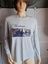 men's t-shirt with a sequin pattern, size M