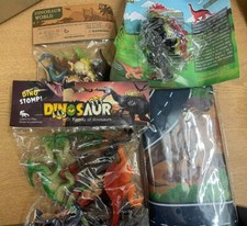 Dinosaur Play Mat & Dinosaurs