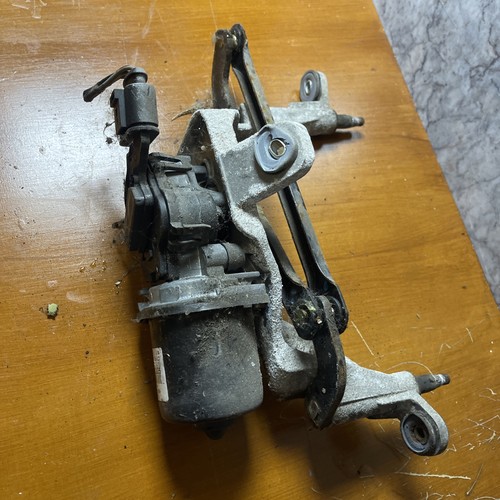 Volkswagen fox polo wiper - ,