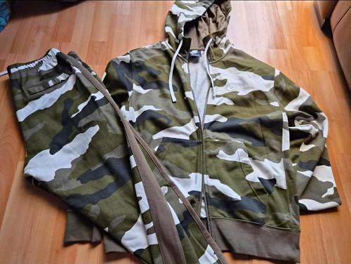 Nike khaki green camo cotton - khaki,