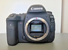 Canon EOS 5D Mark IV DSLR