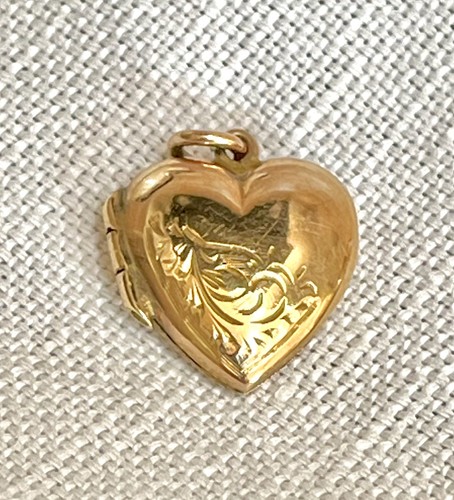 Small victorian 9ct gold - small,
