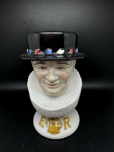 Vintage porcelain yeoman - vintage,