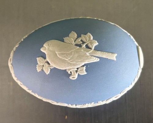 Wedgwood blue jasperware bird - blue,